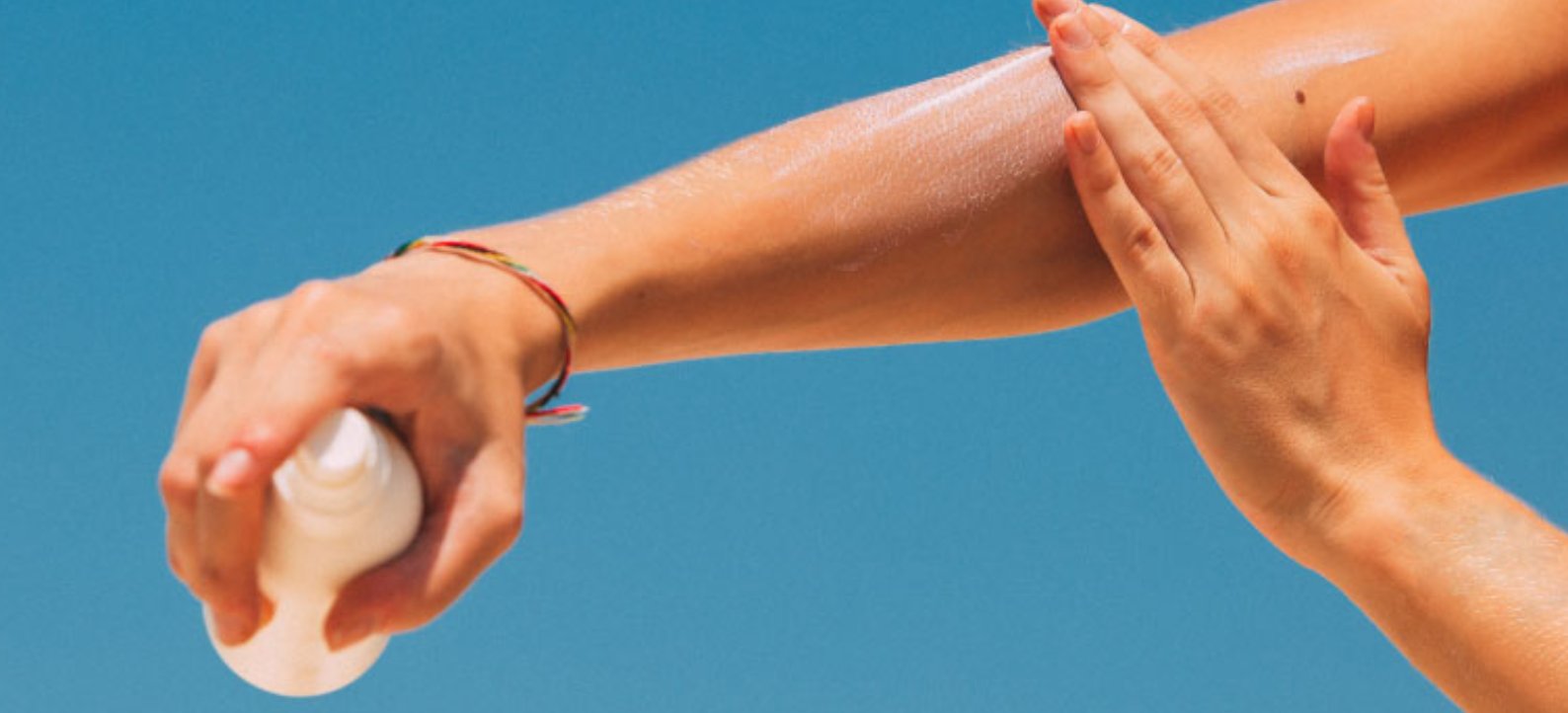 ¿Crema hidratante o protector solar?